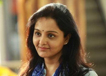 ക​ലാ​കാ​രി എ​ന്ന നി​ല​യി​ൽ എ​ന്‍റെ തെ​ര​ഞ്ഞെ​ടു​പ്പു​ക​ൾ പ​ല​പ്പോ​ഴും തെ​റ്റി പോ​യി​ട്ടു​ണ്ട്: മഞ്ജു വാര്യർ