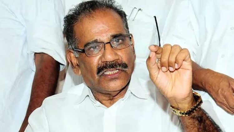 കോ​ന്നി ആ​ന​ക്കൂ​ട്ടി​ൽ കോ​ൺ​ക്രീ​റ്റ് തൂ​ൺ ഇ​ള​കി​വീ​ണ് നാ​ലു​വ​യ​സു​കാ​ര​ൻ മ​രി​ച്ച സം​ഭ​വ​ത്തി​ൽ ക​ർ​ശ​ന ന​ട​പ​ടി സ്വീ​ക​രി​ക്കും: എ. ​കെ. ശ​ശീ​ന്ദ്ര​ൻ