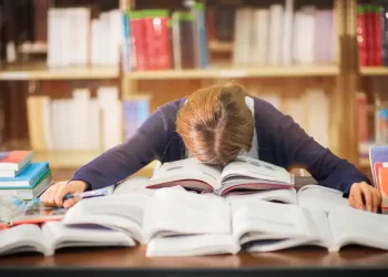 ല​ഹ​രി ക​വ​രു​ന്ന കൗ​മാ​രം: വി​മു​ക്തി ഡി ​അ​ഡി​ക്ഷ​ന്‍ കേ​ന്ദ്ര​ങ്ങ​ളി​ലെ​ത്തു​ന്ന പ്രാ​യ​പൂ​ര്‍​ത്തി​യാ​കാ​ത്ത​വ​രു​ടെ എ​ണ്ണ​ത്തി​ല്‍ വ​ര്‍​ധ​ന; ജ​നു​വ​രി ഫെ​ബ്രു​വ​രി മാ​സ​ങ്ങ​ളി​ലാ​യി ചി​കി​ത്സ​യ്‌​ക്കെ​ത്തി​യ​ത് 588 കു​ട്ടി​ക​ള്‍