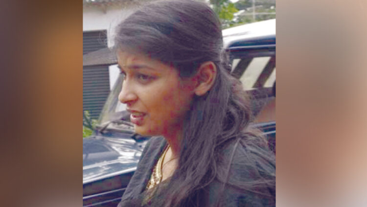 കാ​ര​ണ​വ​ർ വ​ധ​ക്കേ​സ്; ഷെ​റി​നെ മോ​ചി​പ്പി​ക്കാ​നു​ള്ള ന​ട​പ​ടി​ക​ൾ താ​ത്കാ​ലി​ക​മാ​യി നി​ർ​ത്തി​വ​ച്ചു