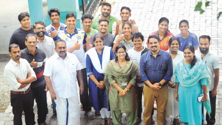 കാ​യി​കതാ​ര​ങ്ങ​ൾ​ക്ക് ആ​ശ്വാ​സ​മാ​യി സ്പോ​ർ​ട്സ് ആ​യു​ർ​വേ​ദ സെ​ൽ