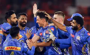 മുംബൈ പേസ് കൊടുങ്കാറ്റിലും കുലുങ്ങാതെ ക്ലാസന്‍- അഭിനവ്; 13-4ല്‍ നിന്ന് 143-8ലെത്തി സണ്‍റൈസേഴ്സ്