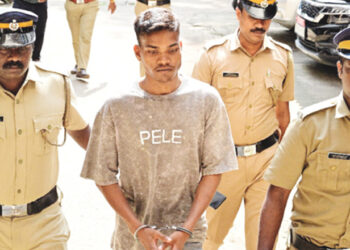 കോട്ടയം ഇരട്ടക്കൊല; ഗ​ർ​ഭി​ണി​യാ​യ കാ​മു​കി​യെ നാ​ട്ടി​ലേ​ക്ക് മ​ട​ക്കി അ​യ​ച്ച​തും മോ​ഷ​ണ​ക്കേ​സ് പി​ൻ​വ​ലി​ക്കാ​ത്ത​തി​ലു​മു​ള്ള ക​ടു​ത്ത വൈ​രാ​ഗ്യം