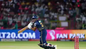 ഐപിഎല്ലില്‍ ഡല്‍ഹി ക്യാപിറ്റല്‍സിനെതിരെ ഗുജറത്ത് ടൈറ്റന്‍സിന് മികച്ച തുടക്കം