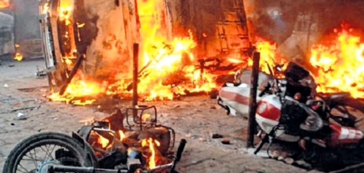 മലേ​ഗാവ് സ്ഫോടനക്കേസിൽ എല്ലാ പ്രതികളെയും കുറ്റവിമുക്തരാക്കി പ്ര​ഗ്യാ സിങ്ങ് ഠാക്കൂർ അടക്കം ഏഴ് പ്രതികളെയാണ് കുറ്റവിമുക്തരാക്കിയത്