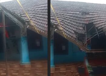 ആലപ്പുഴയില്‍ സ്‌കൂള്‍ കെട്ടിടത്തിൻ്റെ മേൽക്കൂര തകര്‍ന്ന് വീണു; അവധി ദിനമായതിനാല്‍ വന്‍ അപകടം ഒഴിവായി, പൊളിഞ്ഞ കെട്ടിടത്തില്‍ ക്ലാസ് പ്രവര്‍ത്തിച്ചിരുന്നില്ലെന്ന് പ്രധാന അധ്യാപകന്‍