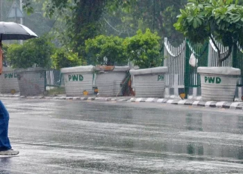 വരുന്നു പെരുമഴ; വിവിധ ജില്ലകളിൽ ഓറഞ്ച്, യെല്ലോ അലർട്