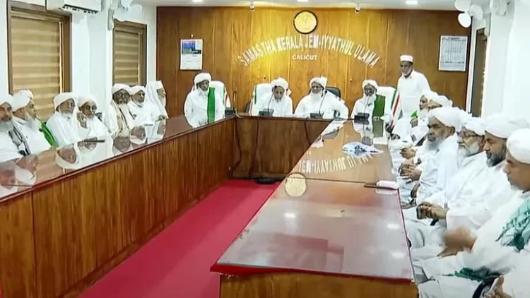 രാവിലെ 15 മിനിറ്റ് ഒഴിവാക്കണം, സ്‌കൂള്‍ സമയമാറ്റത്തില്‍ ബദല്‍ നിര്‍ദേശവുമായി സമസ്ത