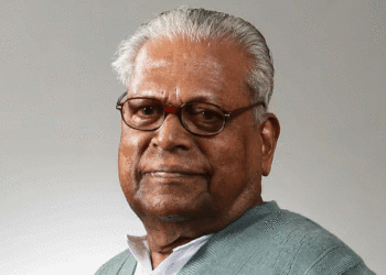 വിഎസിനെ അധിക്ഷേപിച്ച് ഫേസ്ബുക്ക് പോസ്റ്റ്: കേസെടുത്ത് പോലീസ്