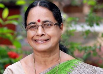 കോണ്‍ഗ്രസിലേക്കോ? ഉമ്മന്‍ ചാണ്ടി അനുസ്മരണ പരിപാടിയിലേക്കുള്ള ക്ഷണത്തിൽ പ്രതികരിച്ച് അയിഷ പോറ്റി