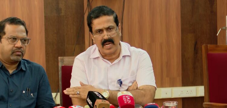 ഡോ. ഹാരിസിന്റെ മുറിയിൽ ആരോ കടന്നതായി സംശയം; സിസിടിവി ദൃശ്യങ്ങൾ പരിശോധിക്കണമെന്ന് മെഡിക്കൽ കോളേജ് പ്രിൻസിപ്പൽ