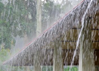 സംസ്ഥാനത്ത് തീവ്ര മഴയ്ക്ക് സാധ്യത; മൂന്ന് ജില്ലകളിൽ ഓറഞ്ച് അലേർട്ട്, ആറ് ജില്ലകളിൽ യെല്ലോ അലേർട്ടാണ്