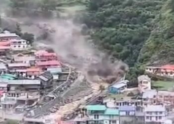 ഉത്തരകാശിയിലെ മിന്നല്‍ പ്രളയം; രക്ഷാദൗത്യം അതീവ ദുഷ്‌കരം, അടിയന്തര യോഗം ചേര്‍ന്ന് സംസ്ഥാന ദുരന്ത നിവാരണ സേന