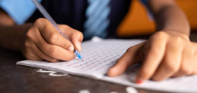 ഓണപ്പരീക്ഷയുടെ ചോദ്യക്കടലാസ് ചോര്ച്ച തടയാന് മാര്ഗരേഖ പുറത്തിറക്കി വിദ്യാഭ്യാസ വകുപ്പ്