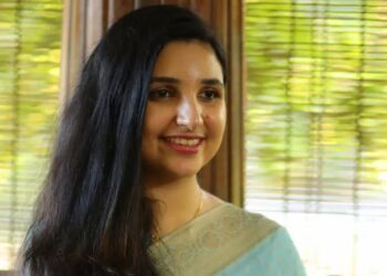 ഏറ്റവും ബഹുമാനത്തോടെ കാണുന്ന നേതാവിനെ ചിലകേന്ദ്രങ്ങൾ വലിച്ചിഴച്ചത് വേദനപ്പിച്ചു; ഗൂഢാലോചനസിദ്ധാന്തം തള്ളി റിനി