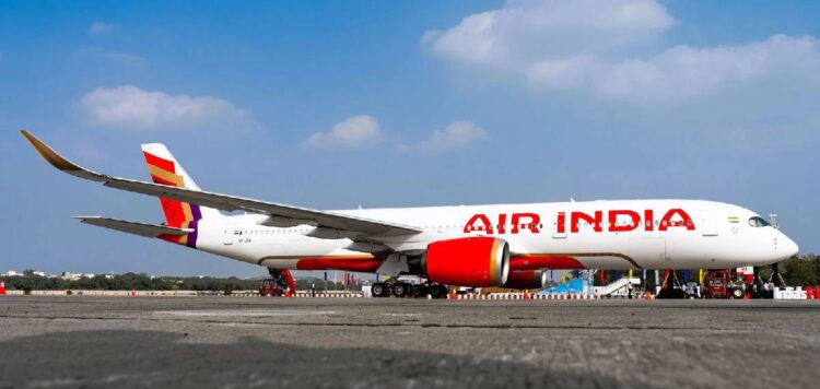 നിശ്ചയിച്ചതിലും നേരത്തെ പറന്ന് എയർ ഇന്ത്യ; ടിക്കറ്റ് ബുക്കിംഗിലും അടിമുടി പ്രതിസന്ധി; വലഞ്ഞ് യാത്രക്കാർ