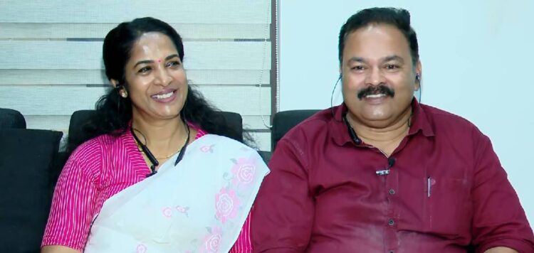 ബോംബ് വരുന്നുവെന്ന സൂചന കോൺഗ്രസ് നേതാവ് നൽകി; മുതിർന്ന നേതാക്കൾ അറിയാതെ ഒന്നും സംഭവിക്കില്ല: കെ ജെ ഷൈൻ