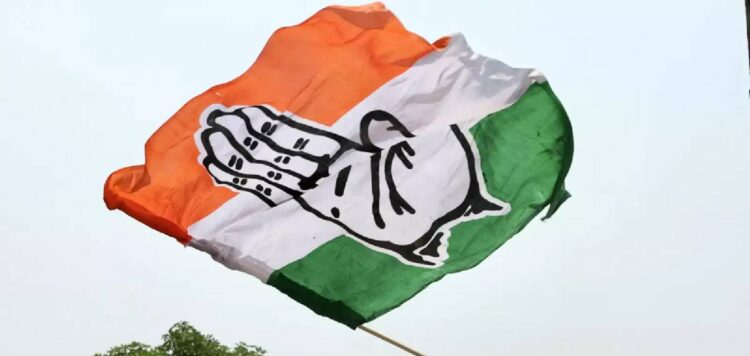 ജീവനൊടുക്കല്‍, ആഭ്യന്തര പ്രശ്നങ്ങള്‍, ആരോപണങ്ങള്‍; കടുത്ത പ്രതിരോധത്തില്‍ വയനാട്ടിലെ കോണ്‍ഗ്രസ് നേതൃത്വം