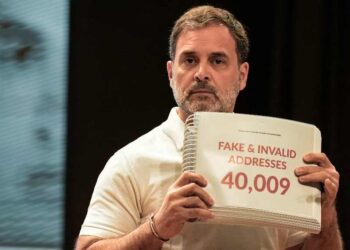 ഇന്ന് പൊട്ടിക്കുമോ ആ ‘ഹൈഡ്രജന്‍ ബോംബ്’; രാഹുല്‍ ഗാന്ധിയുടെ പ്രത്യേക വാര്‍ത്താ സമ്മേളനം ഇന്ന് രാവിലെ 10ന്