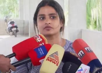 കോണ്‍ഗ്രസ് നേതൃത്വം വഞ്ചിച്ചുവെന്നും ഇനി വിശ്വസിക്കില്ലെന്നും ഒത്തുതീര്‍പ്പ് ചര്‍ച്ചയ്ക്കില്ലെന്നും എൻഎം വിജയന്‍റെ മരുമകള്‍ പത്മജ