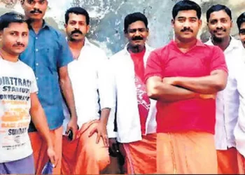ടിപി കേസ് പ്രതികള്ക്കായി അസാധാരണ നീക്കം; പ്രതികളെ വിടുന്നതിൽ സുരക്ഷാ പ്രശ്നമുണ്ടോയെന്ന് ചോദിച്ച് ജയിൽ ആസ്ഥാനത്ത് നിന്ന് കത്ത്