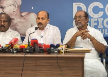 കൊച്ചി തിരിച്ചുപിടിക്കാന്‍ കോണ്‍ഗ്രസ്; ജനറല്‍ സീറ്റുകളിലേക്കും വനിതകള്‍, 40 സ്ഥാനാര്‍ത്ഥികളെ പ്രഖ്യാപിച്ചു