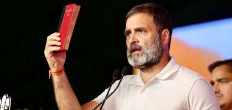 ഇന്ത്യൻ ഭരണഘടന വെറുമൊരു പുസ്തകമല്ല; ഓരോ പൗരനും ബഹുമാനവും നീതിയും തുല്യതയും നല്കുന്ന ഉറപ്പാണത്: രാഹുൽ ഗാന്ധി