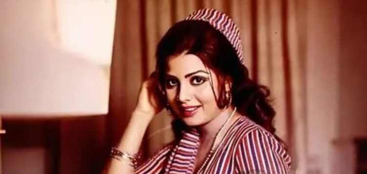 ഹൃദയാഘാതം, നടിയും ഗായികയുമായ സുലക്ഷണ പണ്ഡിറ്റ് അന്തരിച്ചു