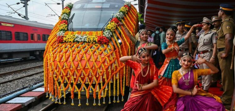 വന്ദേഭാരതിൽ വിദ്യാർത്ഥികൾ RSS ഗണഗീതം പാടിയ സംഭവം; അന്വേഷണത്തിന് ഉത്തരവിട്ട് വിദ്യാഭ്യാസ മന്ത്രി