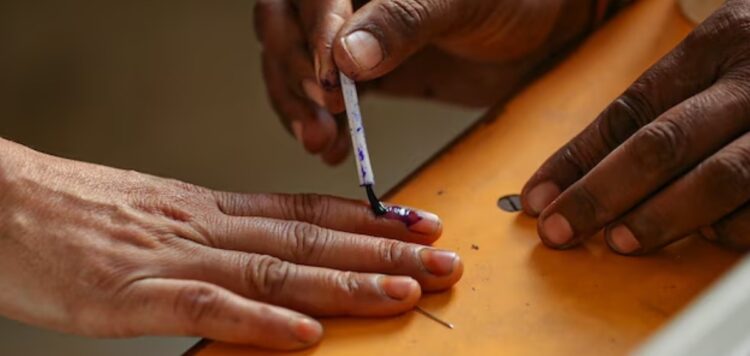 ഇനി തദ്ദേശപ്പോര്; സംസ്ഥാനത്ത് രണ്ട് ഘട്ടങ്ങളിലായി തെരഞ്ഞെടുപ്പ്; വോട്ടെണ്ണൽ ഡിസംബർ 13 ന്