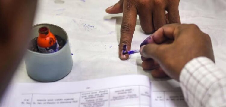 തദ്ദേശപ്പോരിലേക്ക്; തെരഞ്ഞെടുപ്പ് കമ്മീഷന്റെ വാര്‍ത്താ സമ്മേളനം ഉച്ചയ്ക്ക്, തെരഞ്ഞെടുപ്പ് പ്രഖ്യാപനം ഇന്ന്