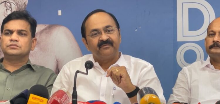 ജനങ്ങളുടെ കോടതിയിൽ സർക്കാരിനെ ഞങ്ങൾ വിചാരണ ചെയ്യും; ടീം യുഡിഎഫ് ഉജ്ജ്വല വിജയം നേടും: വി ഡി സതീശൻ