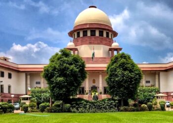 ബില്ലുകൾ കാരണമില്ലാതെ തടഞ്ഞുവെയ്ക്കുന്നത് ഭരണഘടനാ വിരുദ്ധം; സംസ്ഥാനങ്ങൾക്ക് കോടതിയെ സമീപിക്കാം: സുപ്രീം കോടതി