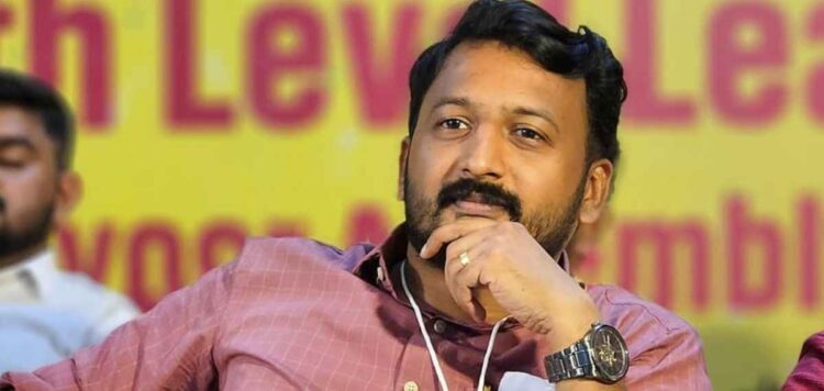 ഹൈക്കോടതിയില്‍ ആശ്വാസം; രാഹുലിന്റെ അറസ്റ്റ് തടഞ്ഞു