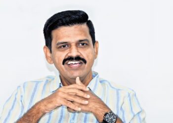 അതിജീവിതയെ അധിക്ഷേപിച്ചെന്ന കേസ്; സന്ദീപ് വാര്യരെ ഡിസംബര്‍ 15 വരെ അറസ്റ്റ് ചെയ്യില്ല