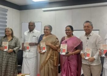 മക്കളിൻ തോഴർ’; കെ കെ ശൈലജയുടെ ആത്മകഥയുടെ തമിഴ് പരിഭാഷ പ്രകാശനം ചെയ്തു