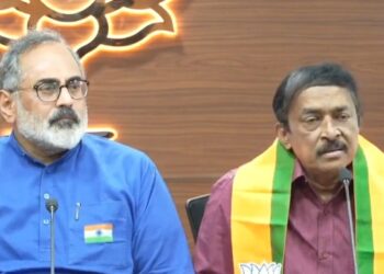 സിപിഐഎം സഹയാത്രികൻ റെജി ലൂക്കോസ് ബിജെപിയിൽ