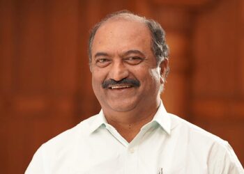 കേരളം കടക്കെണിയിലല്ല, പൊതുകടം ദേശീയ ശരാശരിയേക്കാള് താഴെ; തനത് നികുതി ഇരട്ടിയായി’