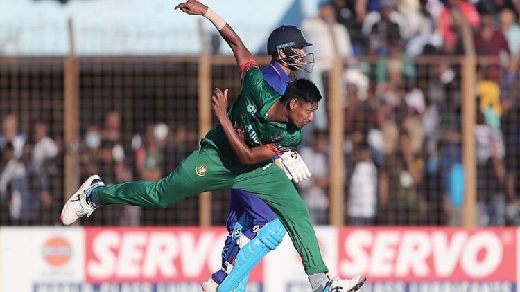 ഇന്ത്യയില് കളിക്കാനാകില്ല; ലോകകപ്പിലെ മത്സരങ്ങള് ശ്രീലങ്കയിലേക്ക് മാറ്റണം: നിലപാടു കടുപ്പിച്ച് ബംഗ്ലാദേശ് ക്രിക്കറ്റ് ബോര്ഡ്