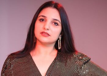 രാഹുലിന്റെ അറസ്റ്റില്‍ ഉമ്മന്‍ചാണ്ടിയുടെ ആത്മാവ് ആനന്ദിക്കുന്നുണ്ടാവും, മകനെപ്പോലും ഒഴിവാക്കാന്‍ ശ്രമം നടത്തി’