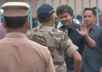 വിജയ് ഡൽഹിയിൽ, കരൂർ കേസിൽ സിബിഐ ഇന്ന് ചോദ്യം ചെയ്യും