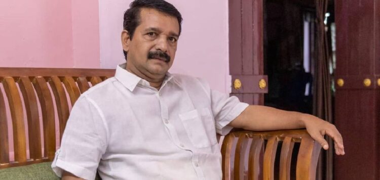 എ സുരേഷ് മലമ്പുഴയില്‍ UDF സ്വതന്ത്രനായി മത്സരിച്ചേക്കും; സതീശന്‍ നയിക്കുന്ന ‘പുതുയുഗയാത്ര’യില്‍ പങ്കെടുക്കും