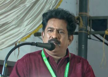 സദസില്‍ ഉള്ളതില്‍ കൂടുതല്‍ ആളുകള്‍ വേദിയില്‍; കോണ്‍ഗ്രസ് ഇത് ശ്രദ്ധിക്കേണ്ട കാര്യമാണ്: പ്രേംകുമാര്‍