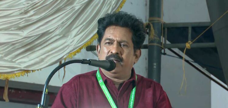 സദസില്‍ ഉള്ളതില്‍ കൂടുതല്‍ ആളുകള്‍ വേദിയില്‍; കോണ്‍ഗ്രസ് ഇത് ശ്രദ്ധിക്കേണ്ട കാര്യമാണ്: പ്രേംകുമാര്‍