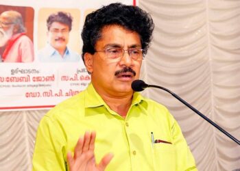 പി കെ ശശി കെടിഡിസി ചെയര്‍മാന്‍ സ്ഥാനം രാജിവെച്ചു; യുഡിഎഫ് സ്ഥാനാര്‍ത്ഥിയാകും?