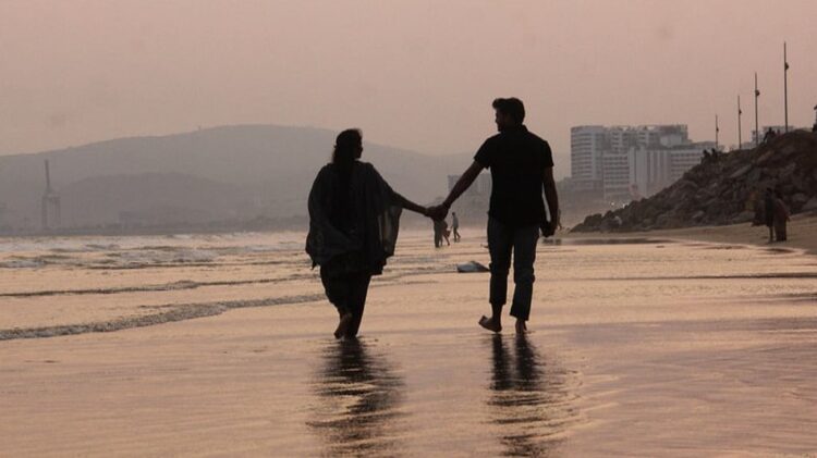 പ്രായഭേദമില്ലാതെ പ്രണയം ആഘോഷിക്കുന്ന ദിനം, പ്രണയിച്ചവരെ ഒന്നിപ്പിച്ച സെന്റ് വാലന്റൈന്; അറിയാം വാലന്റൈന്സ് ഡേയ്ക്ക് പിന്നിലെ ചരിത്രം