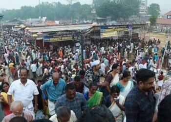 ഇന്ന് മഹാശിവരാത്രി, മണപ്പുറത്തേയ്ക്ക് ഒഴുകിയെത്തി ഭക്തര്‍, വൈകീട്ട് നാലുമുതല്‍ ആലുവയില്‍ ഗതാഗതനിയന്ത്രണം