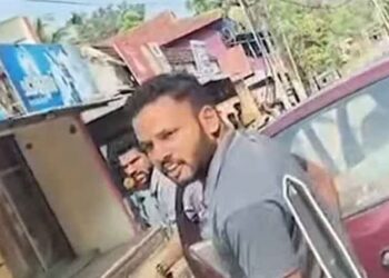 പൊലീസ് ജീപ്പ് തടഞ്ഞ് ഉദ്യോഗസ്ഥരെ തെറിവിളിച്ചു; ഡിവൈഎഫ്ഐ പ്രവര്ത്തകര് അറസ്റ്റില്