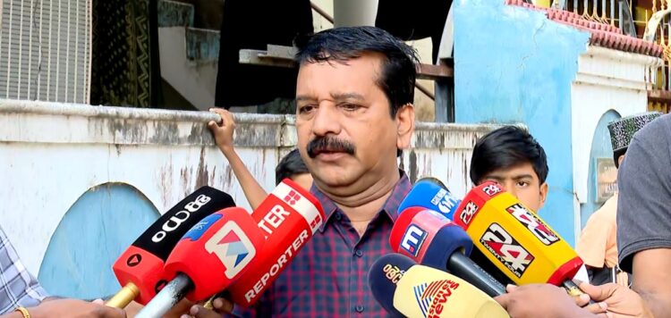 യെസ് ഓർ നോ പറഞ്ഞിട്ടില്ല, പാർട്ടിക്ക് വലതുപക്ഷ വ്യതിയാനം, പുഴുക്കുത്തുകൾ കടന്നുകൂടി’; എ സുരേഷ്