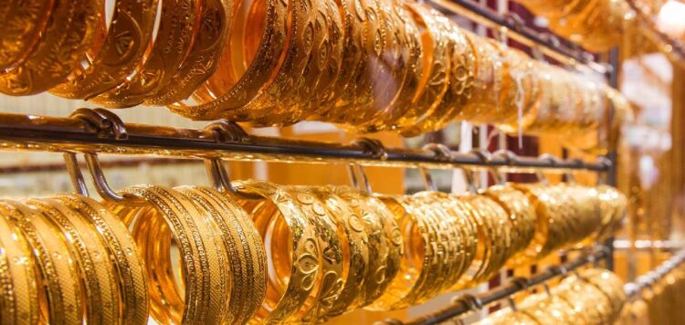 സ്വർണം 10000 ഡോളർ ആകുമെന്ന് ജെഫ്റീസ്, മലയാളികളുടെ ചങ്കിടിപ്പേറുന്നു